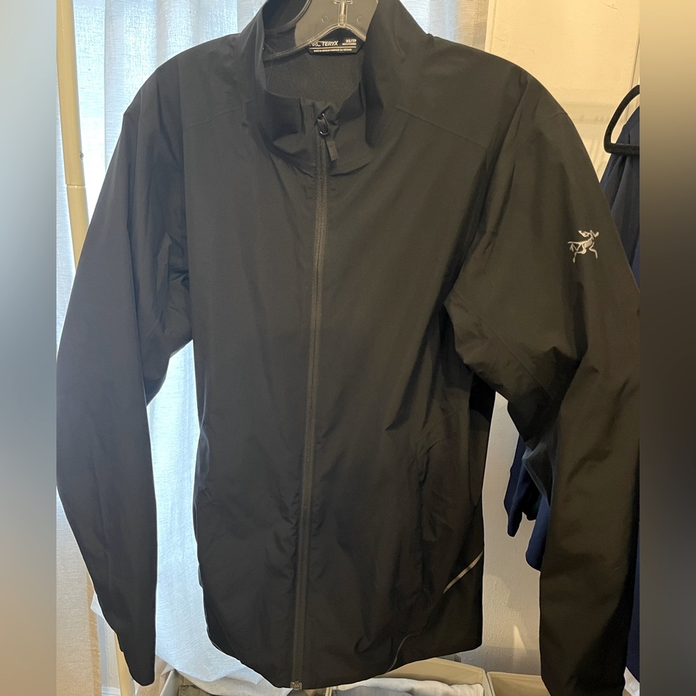 Arc'teryx Black Lightweight Jacket